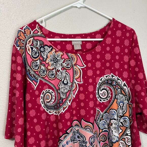 Chicos Paisley Twist Tee Women Size 3 XL Pink Berry Scoop Neck Stretchy - Picture 3 of 9